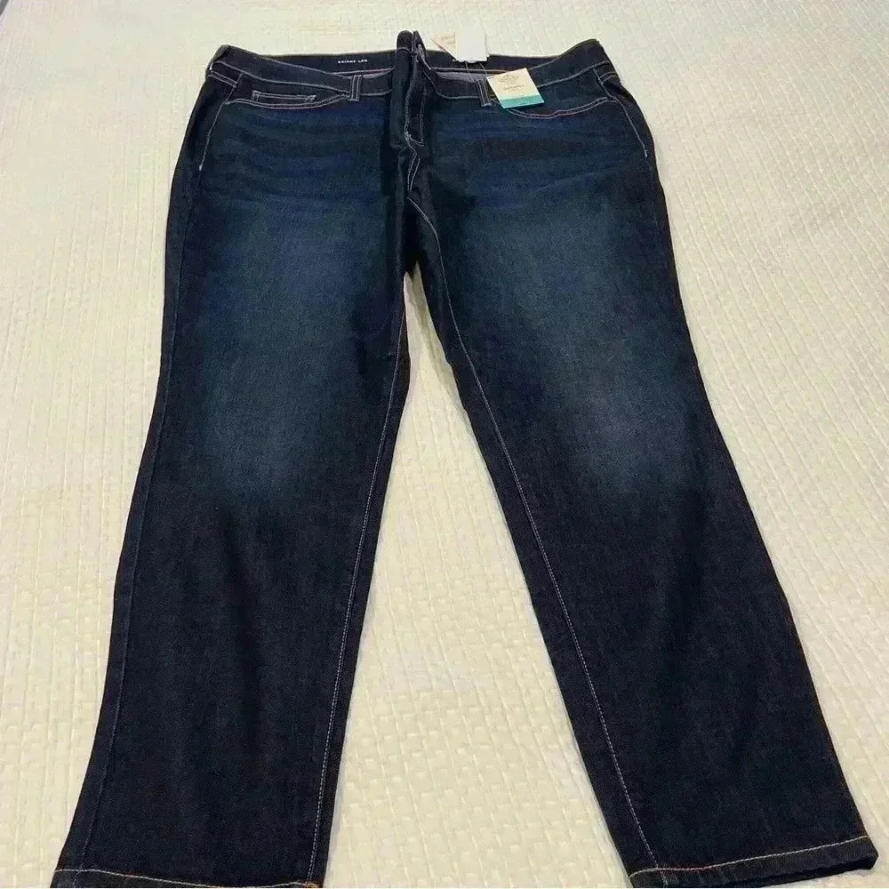 St. John's Bay Womens Plus Skinny Jean - Picture 3 of 6